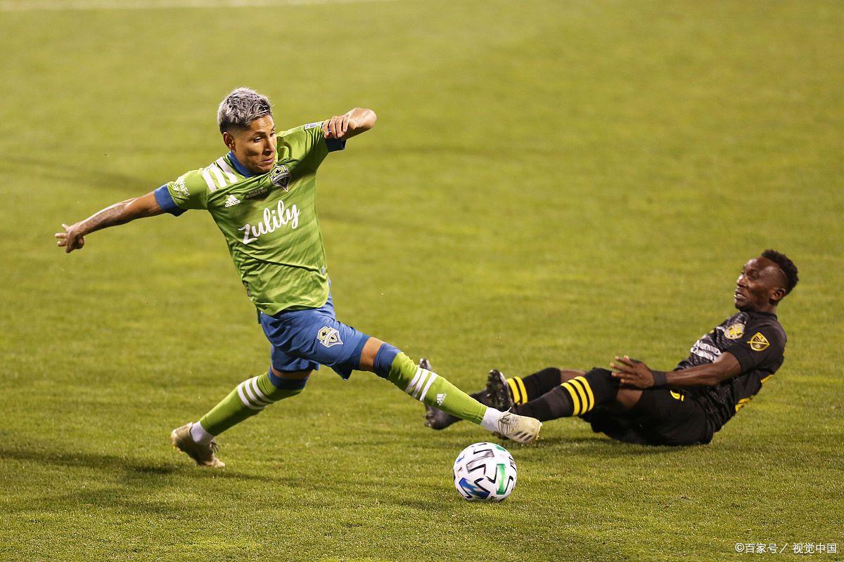 开云体育app下载-包含荷甲赛前走向成谜；埃因霍温内部沟通；气氛紧张；身体对抗强度拉满的词条