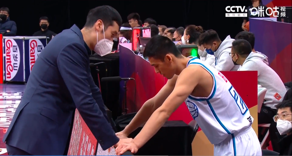 开云体育入口-关于孟菲斯灰熊清晨临场应变清晨手感冰凉，这操作让人直呼：今晚达拉斯独行侠调整名单以备全明星赛的信息